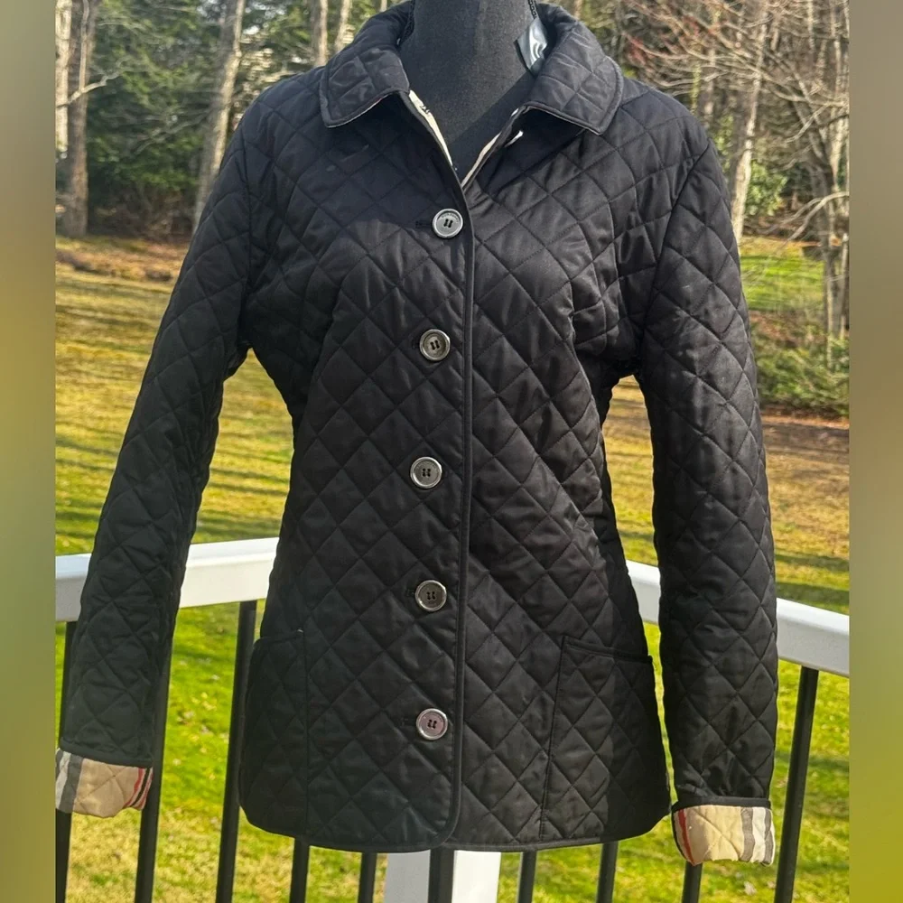 Burberry Black Quilted Authentic Jacket with Signature Check Trim Size XL - Picture 4 of 12